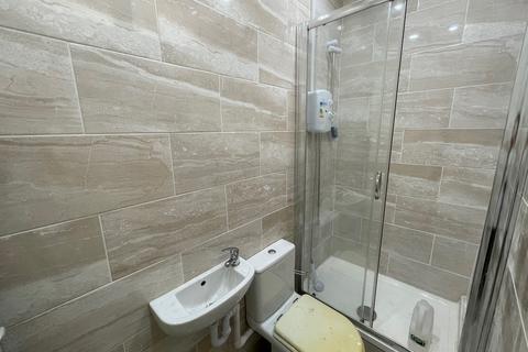 1 bedroom flat to rent, Rawden Place, Cardiff CF11
