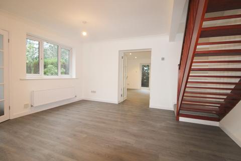 undefined, Shaftesbury Mount, Camberley GU17