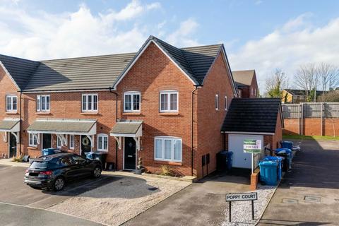 3 bedroom end of terrace house for sale, Meadow Way, Tamworth B79