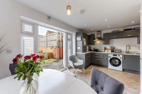 3 bedroom end of terrace house for sale, Meadow Way, Tamworth B79