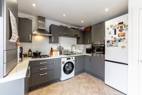 3 bedroom end of terrace house for sale, Meadow Way, Tamworth B79