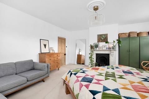 undefined, Upper Farringdon Road, Alton GU34