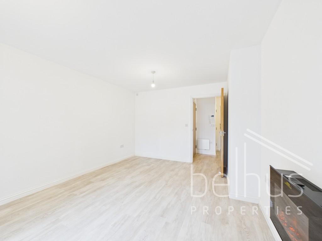 Living Room 014