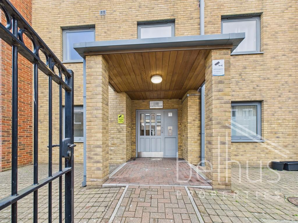 Front Entrance 024