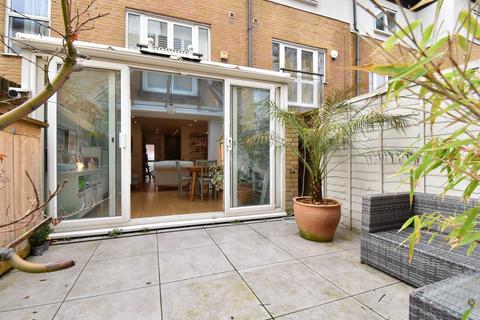 undefined, Highwood Close, Southwark, London, SE22 8NH, SE22