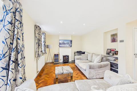 5 bedroom end of terrace house for sale, Harkness Close, Epsom, KT17
