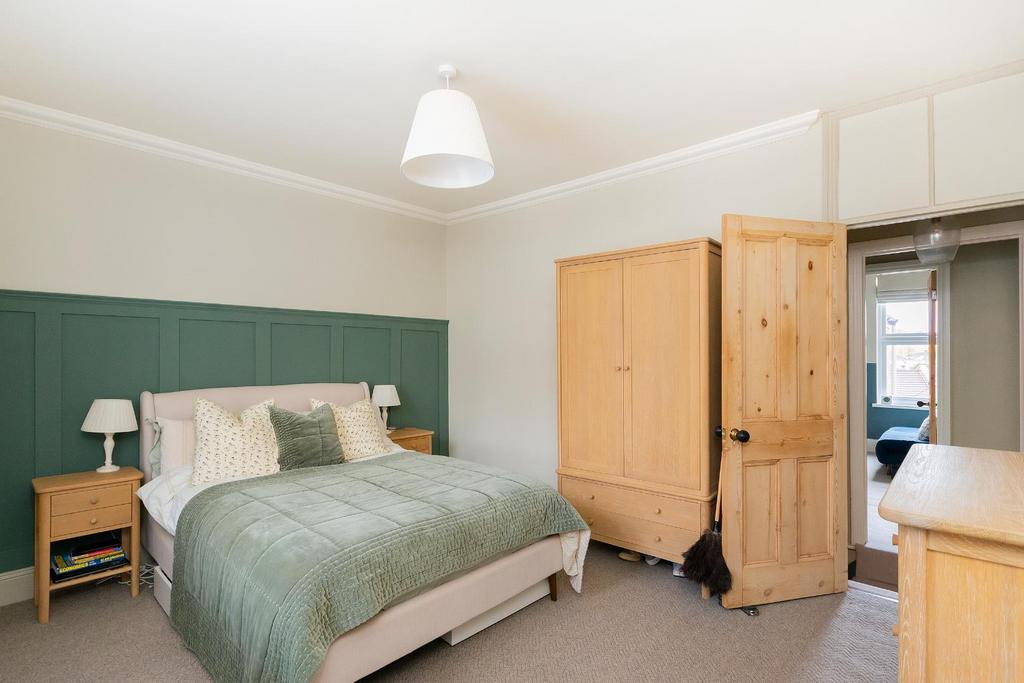 1 W8 VRBR - Bedroom C.jpg