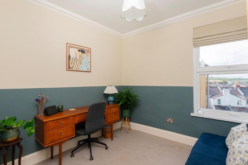 1 W8 VRBR - Bedroom G.jpg