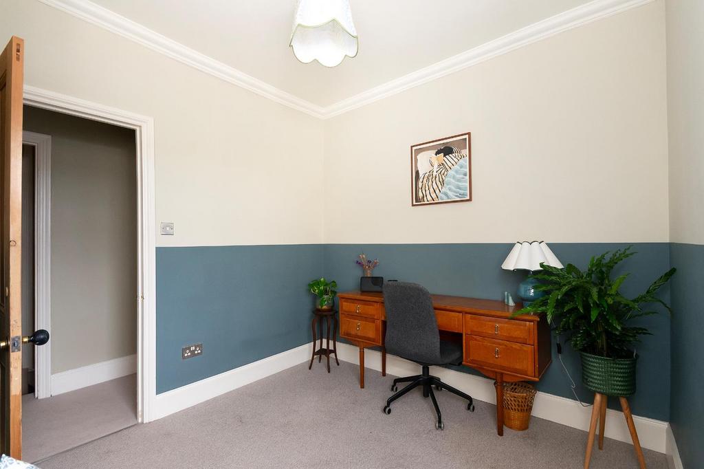 1 W8 VRBR - Bedroom F.jpg