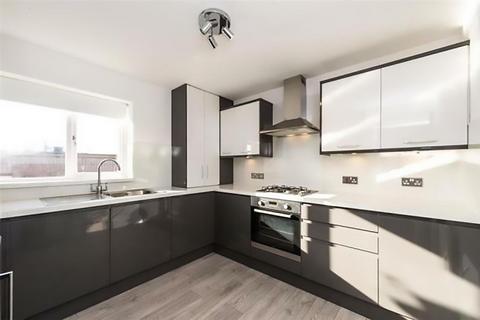 2 bedroom flat to rent, Worple Road, Merton SW20