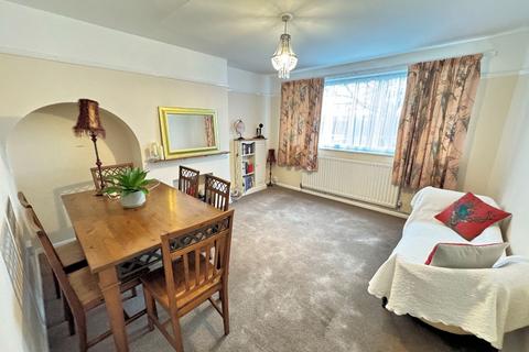 3 bedroom semi-detached house for sale, Wendover Way, Aylesbury HP21