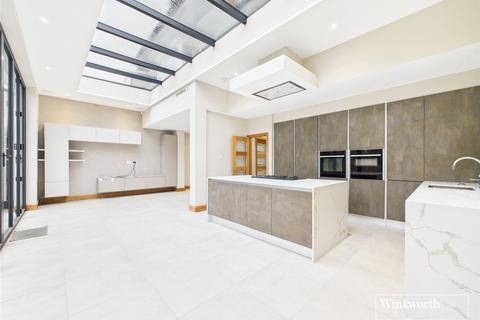 4 bedroom detached house for sale, Shirehall Park, Hendon NW4