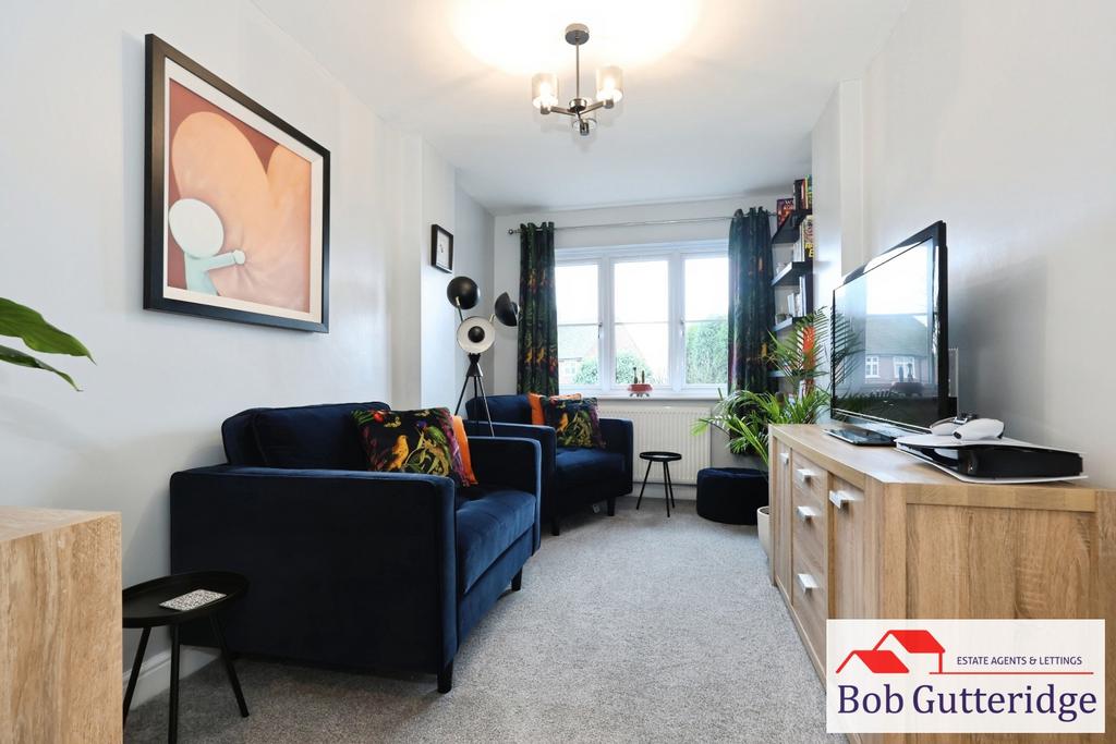 Separate sitting room
