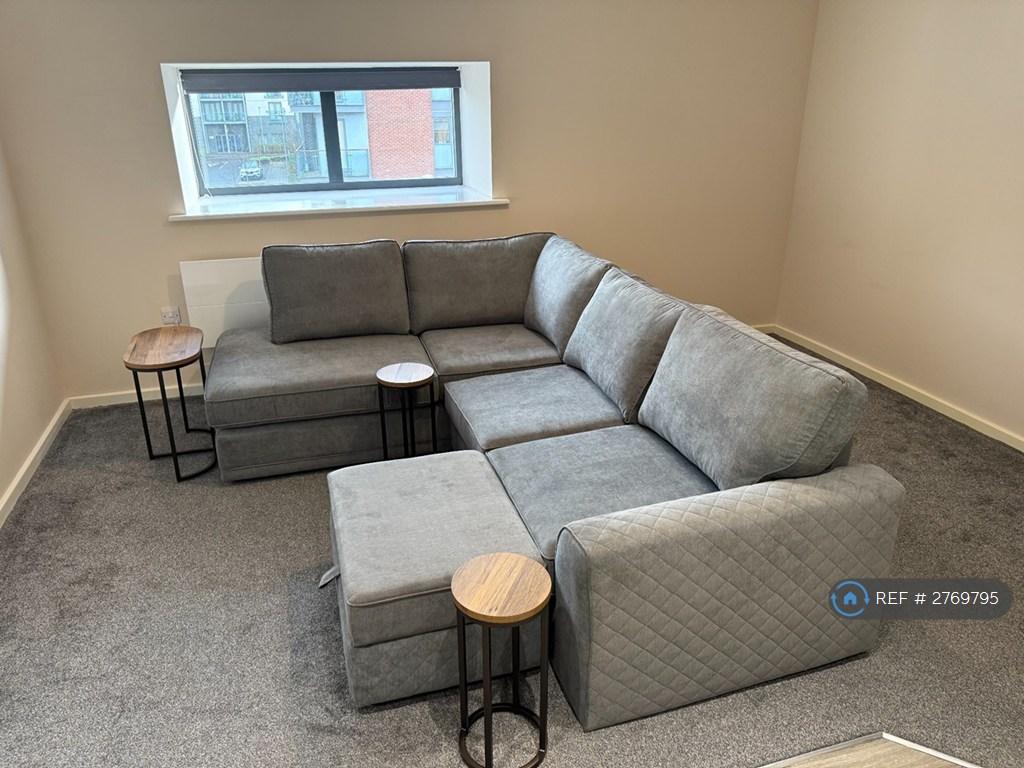 Living Room (Tv Unit Will Be Included)
