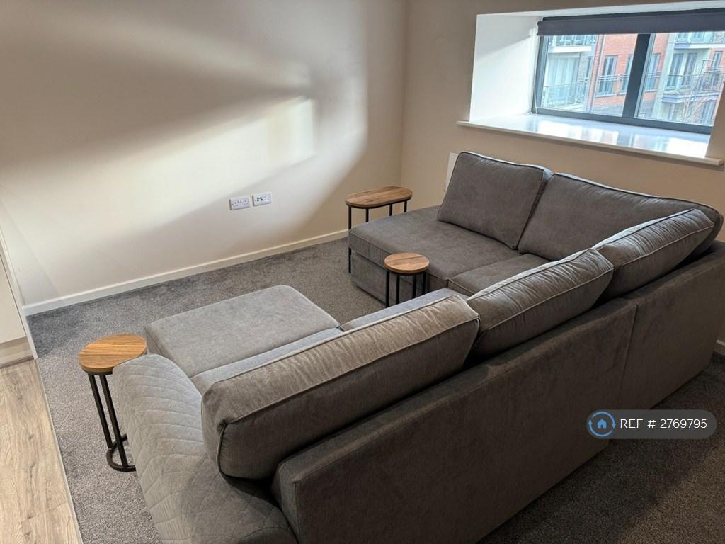 Living Room (Tv Unit Will Be Included)