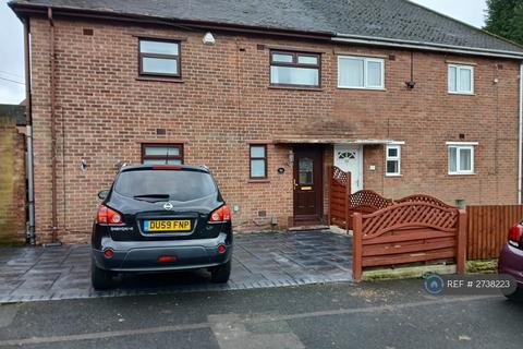 3 bedroom semi-detached house to rent, Lodge Road, Stoke-On-Trent, ST4