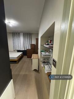 undefined, Alleyndale Road, Dagenham, RM8