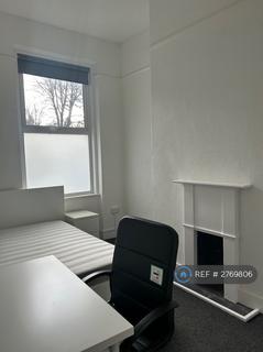 1 bedroom in a house share to rent, Highgate, London, N6