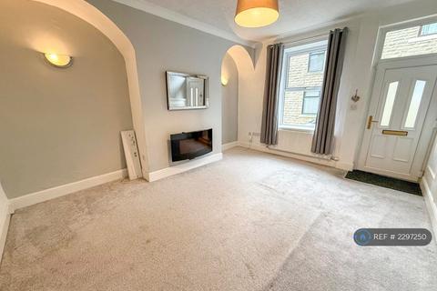 2 bedroom terraced house to rent, Rose Street, Bacup, OL13