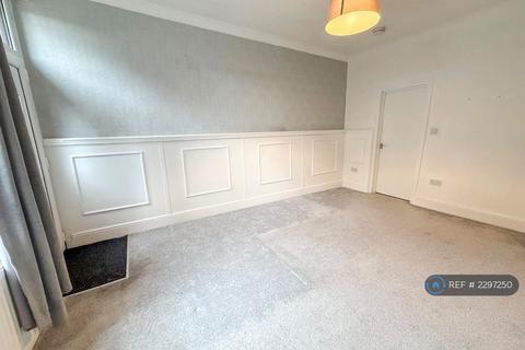 2 bedroom terraced house to rent, Rose Street, Bacup, OL13