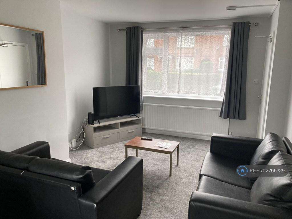 Lounge - Looking To Front Of House