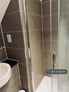 4 bedroom detached house to rent, St. Andrews Drive, Little Waltham, Chelmsford, CM3