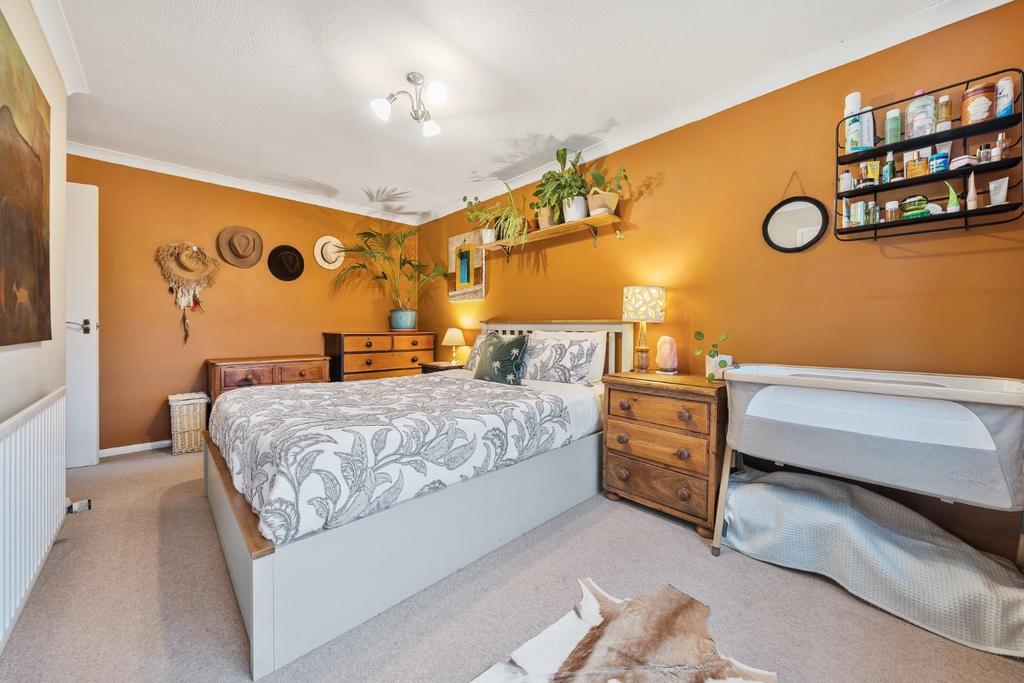 2nd view MASTER BEDROOM.jpg