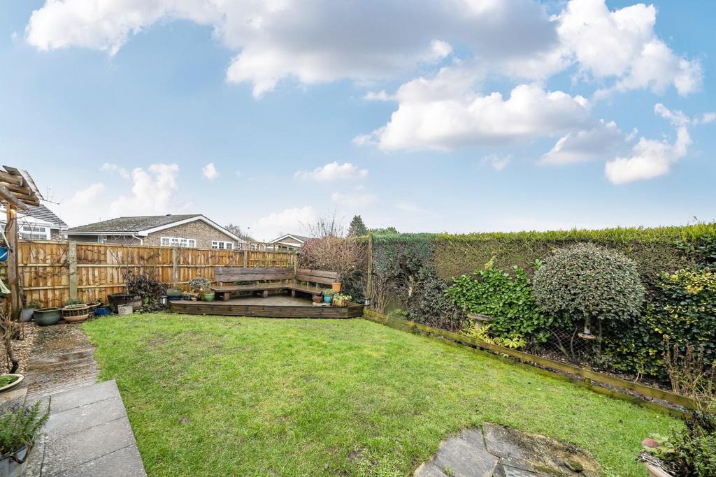 REAR GARDEN.jpg