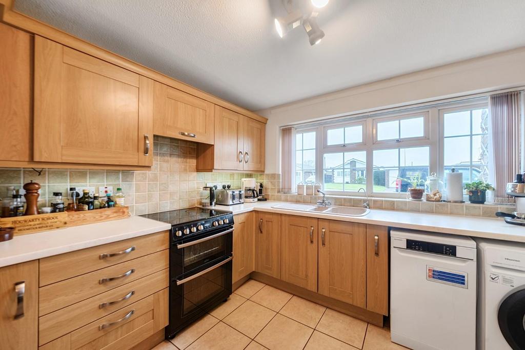 2nd view KITCHEN.jpg