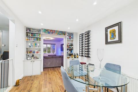 4 bedroom detached house for sale, Holdenby Court, Portsmouth PO3