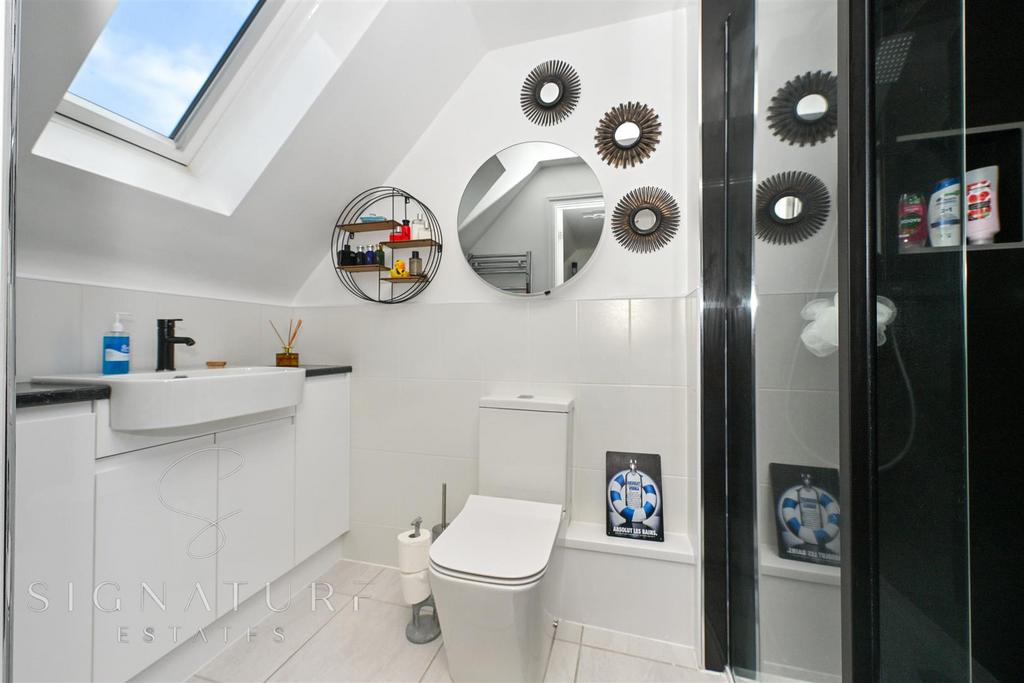 Ensuite.jpg