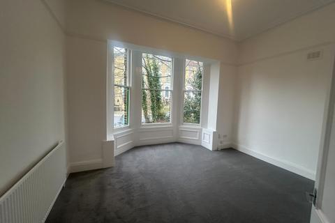 1 bedroom flat to rent, Thicket Road, London SE20