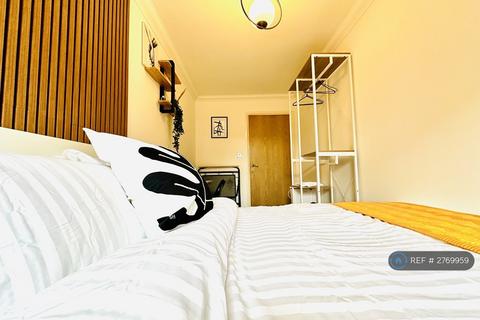undefined, Campbell Road, London, E3
