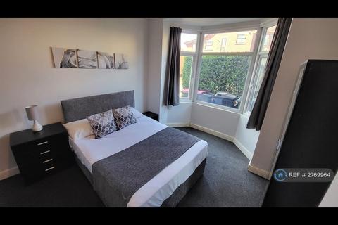 1 bedroom in a house share to rent, Rawmarsh Hill, Parkgate, Rotherham, S62