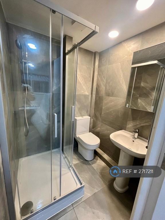 Ensuite Bathroom
