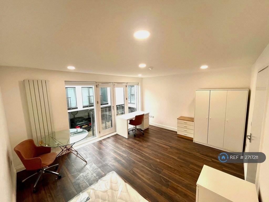 Large Bedroom With Private Bathroom