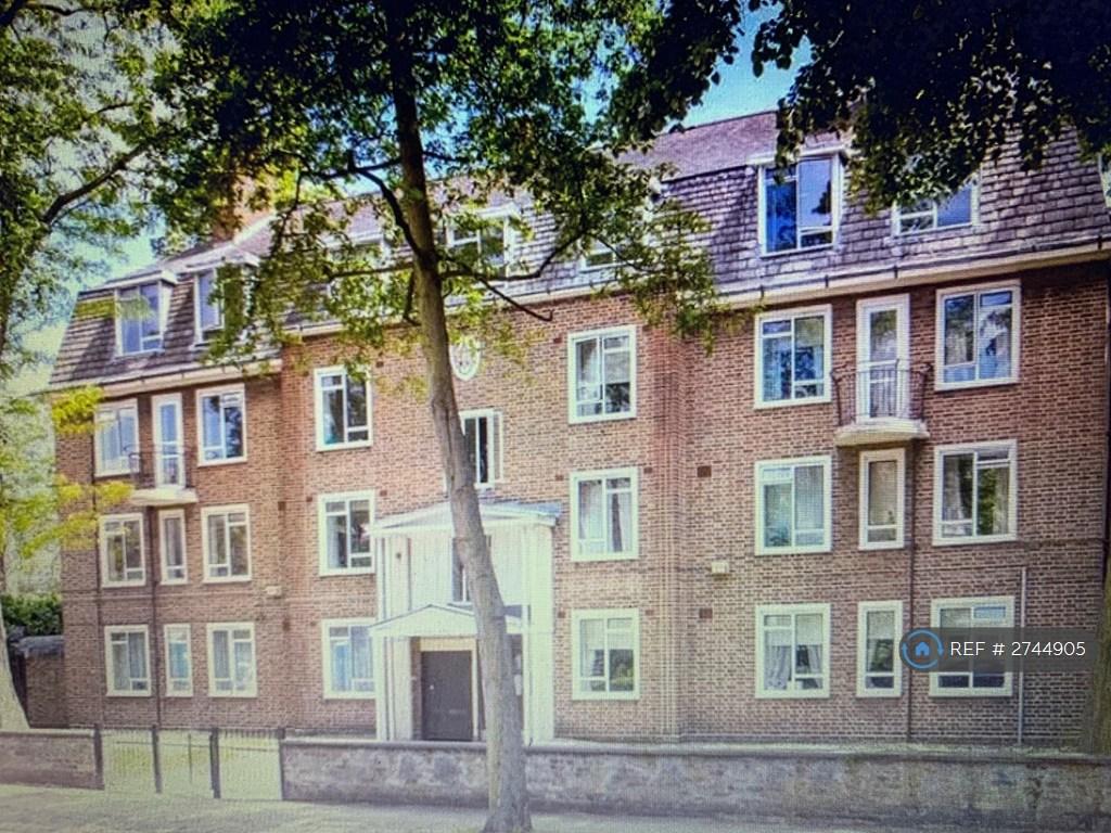 Top Floor Triple Aspect Flat