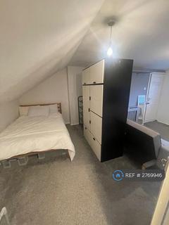 Studio to rent, Hertslet Road, London, N7