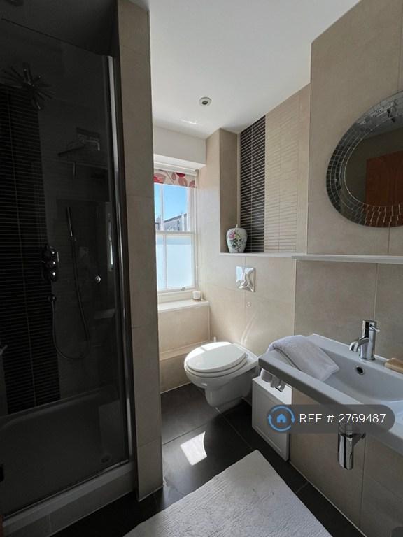 Ensuite Shower Room