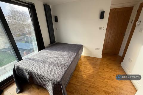 undefined, Westmead, Windsor, SL4