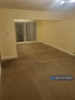 3 bedroom semi-detached house to rent, Wheatley Hills, Doncaster, DN2
