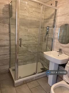 1 bedroom flat to rent, Saffron Court, London, E15