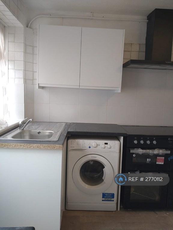 Newly Fitted Kitchen