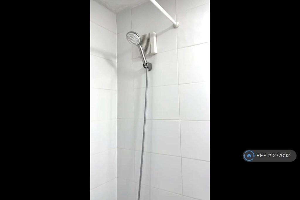 Bathroom View 3