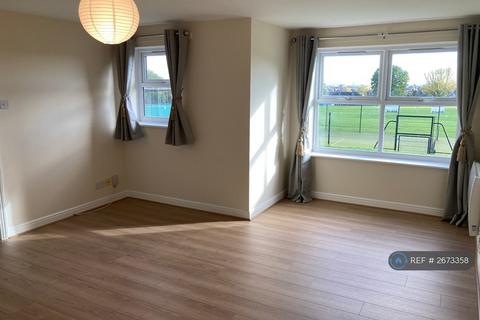 2 bedroom flat to rent, Kirkland Drive, Enfield, EN2