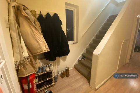 undefined, Beechtree Avenue, Englefield Green, Egham, TW20