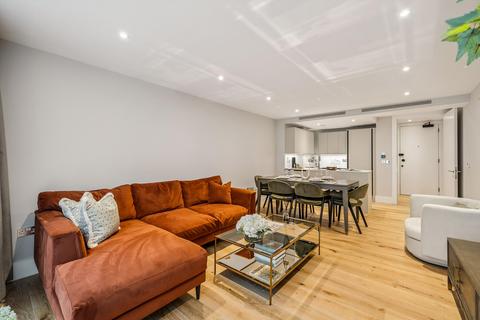 3 bedroom flat to rent, Baker Street, London, NW1