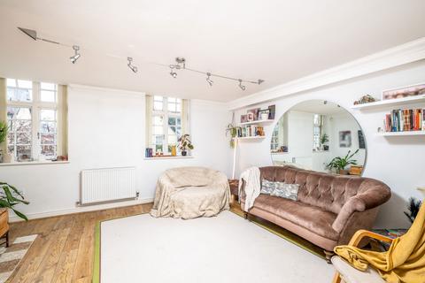2 bedroom apartment for sale, Kingsley Avenue, Hitchin SG5