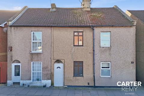 London Road, Grays, RM17