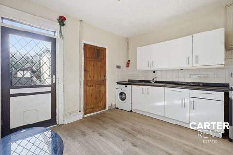 undefined, London Road, Grays, RM17